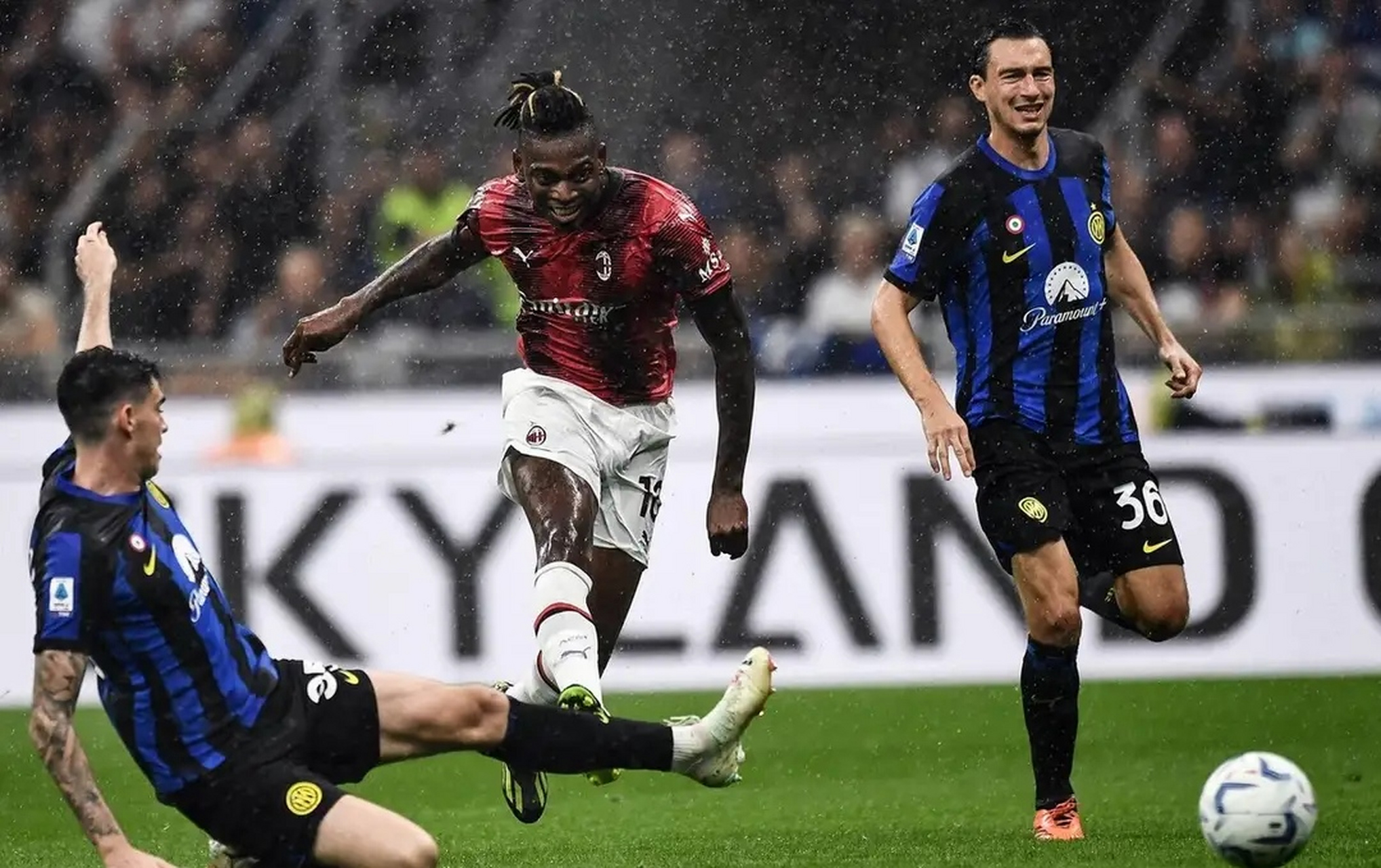 米兰再次上演德比,双方对决谁能获胜?的简单介绍 米兰再次上演德比,双方对决谁能获胜?的简单介绍