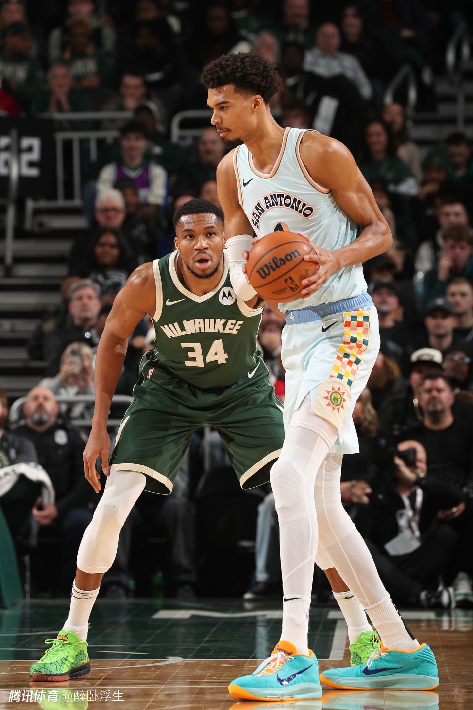 雄鹿击败凯尔特人,亚当斯状态火爆 雄鹿击败凯尔特人,亚当斯状态火爆