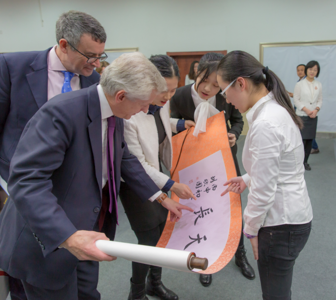 英国代表团斩获金牌,光芒四射 英国代表团斩获金牌,光芒四射