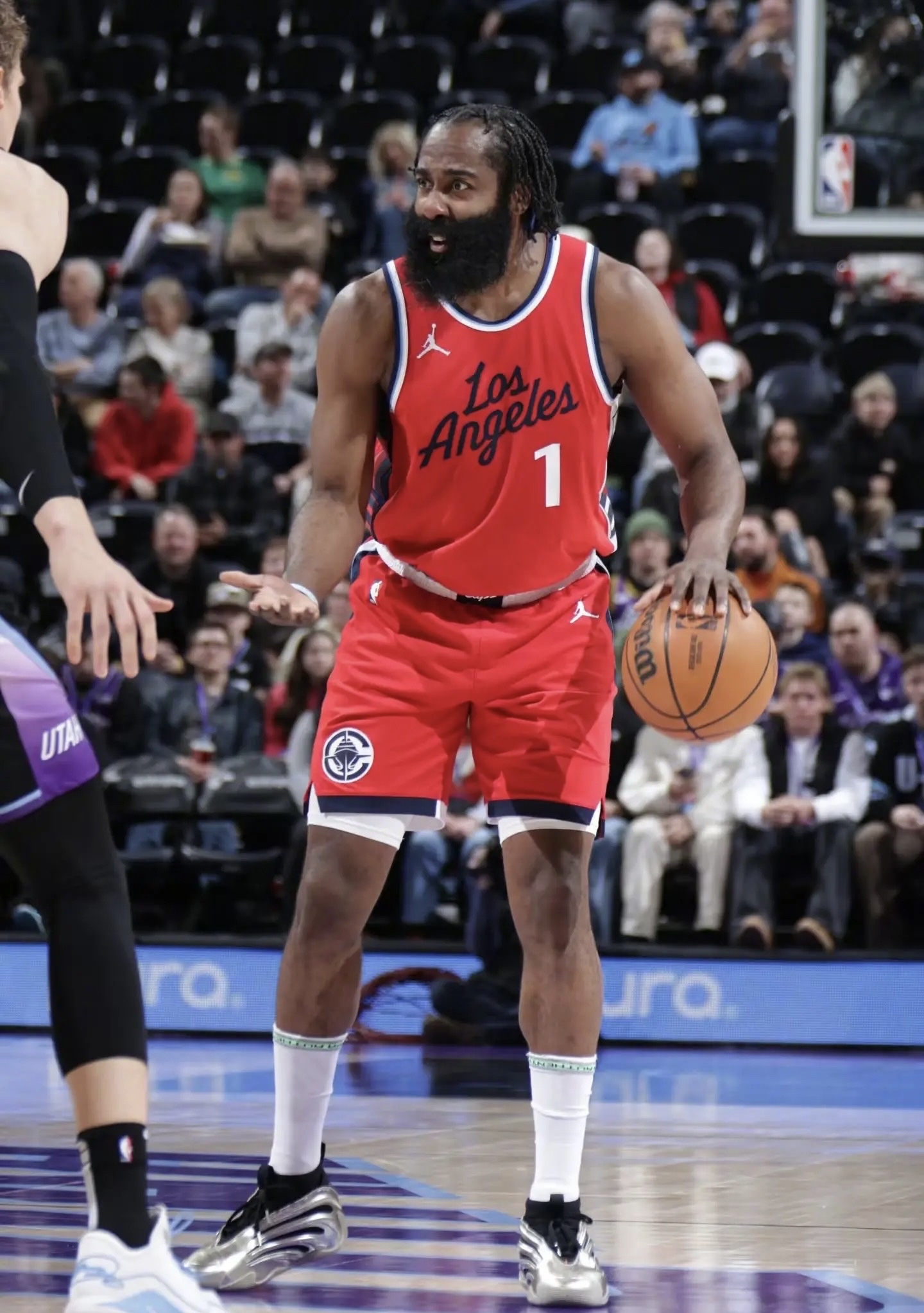 爵士绝杀快船,战绩继续领先西部 爵士绝杀快船,战绩继续领先西部