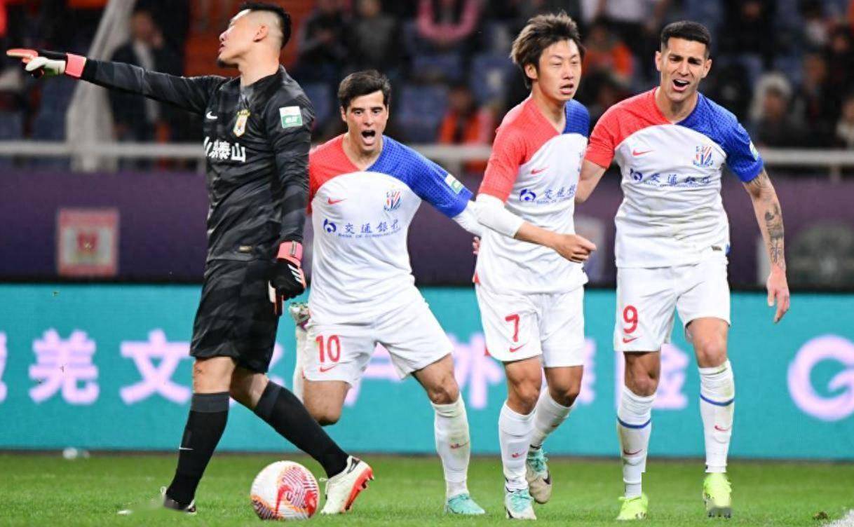 关于恒大零封鲁能,中超攻防表现抢眼的信息 关于恒大零封鲁能,中超攻防表现抢眼的信息