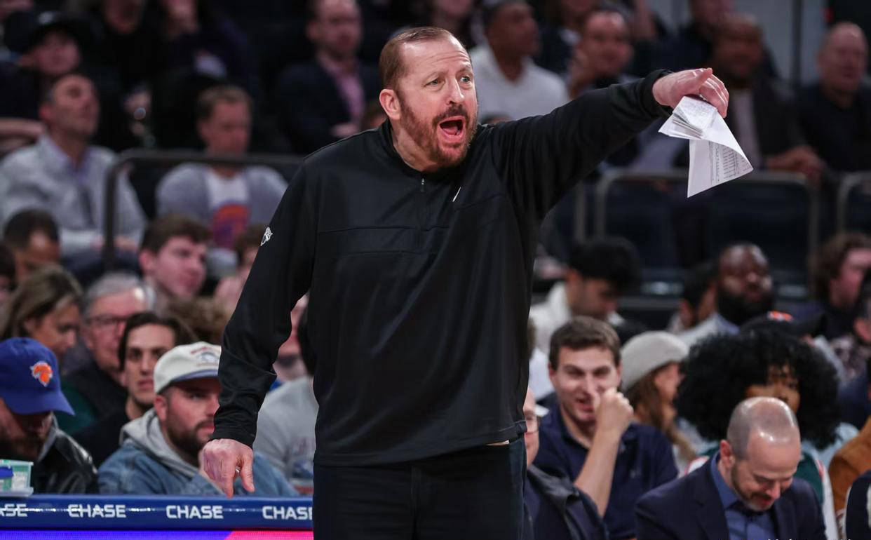 尼克斯新秀在比赛中展现出崭露头角的实力潜质 尼克斯新秀在比赛中展现出崭露头角的实力潜质