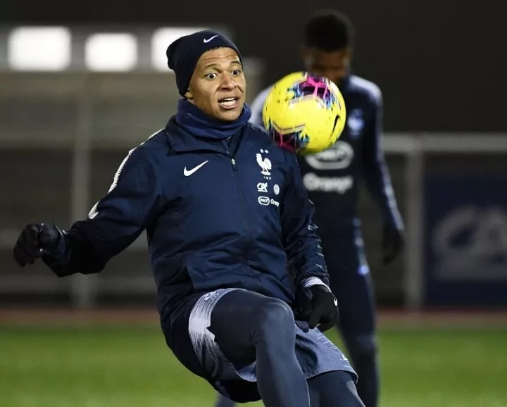 乌克兰主场取胜,提前锁定小组第一的简单介绍 乌克兰主场取胜,提前锁定小组第一的简单介绍