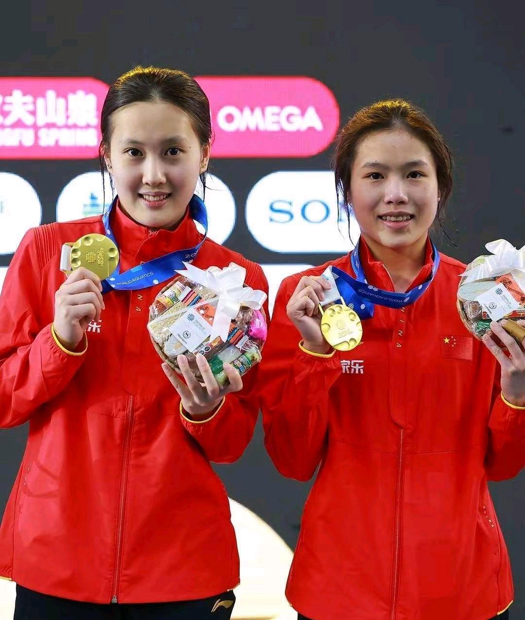 跳水赛场上墨西哥选手获得亚军 跳水赛场上墨西哥选手获得亚军