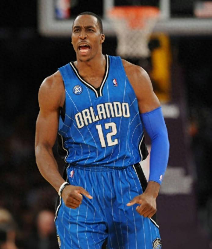 关于黄蜂主场惨败,霍华德内线孤军奋斗众叛亲离的信息 关于黄蜂主场惨败,霍华德内线孤军奋斗众叛亲离的信息