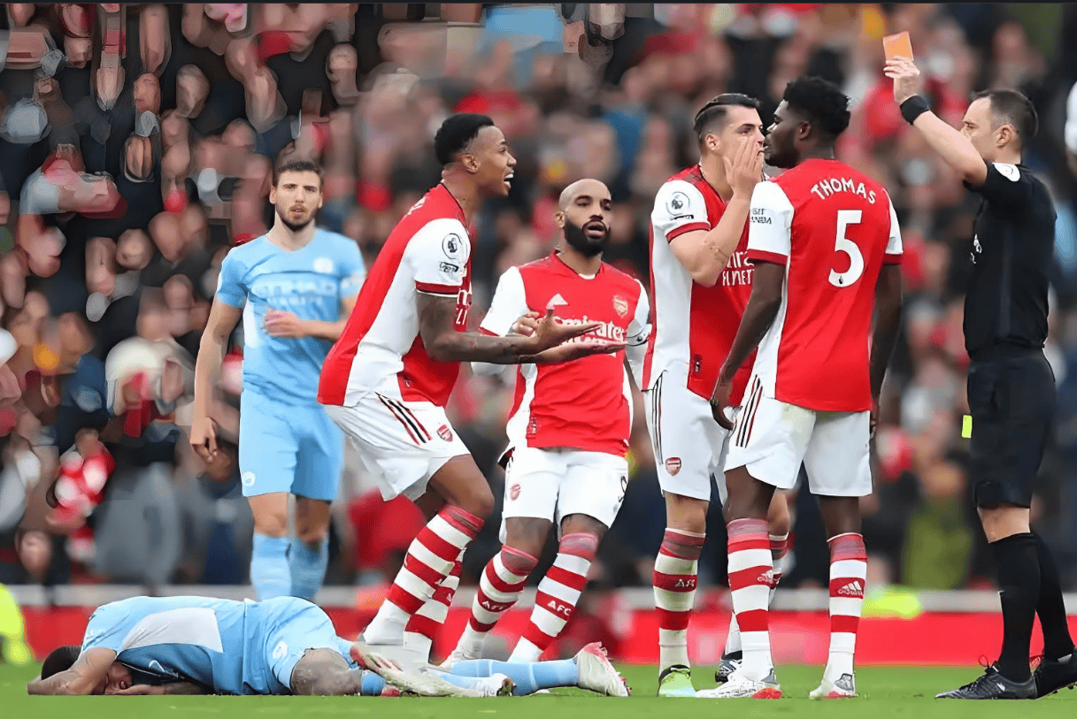 曼联客场大胜西汉姆联,欧战席位稳固 曼联客场大胜西汉姆联,欧战席位稳固