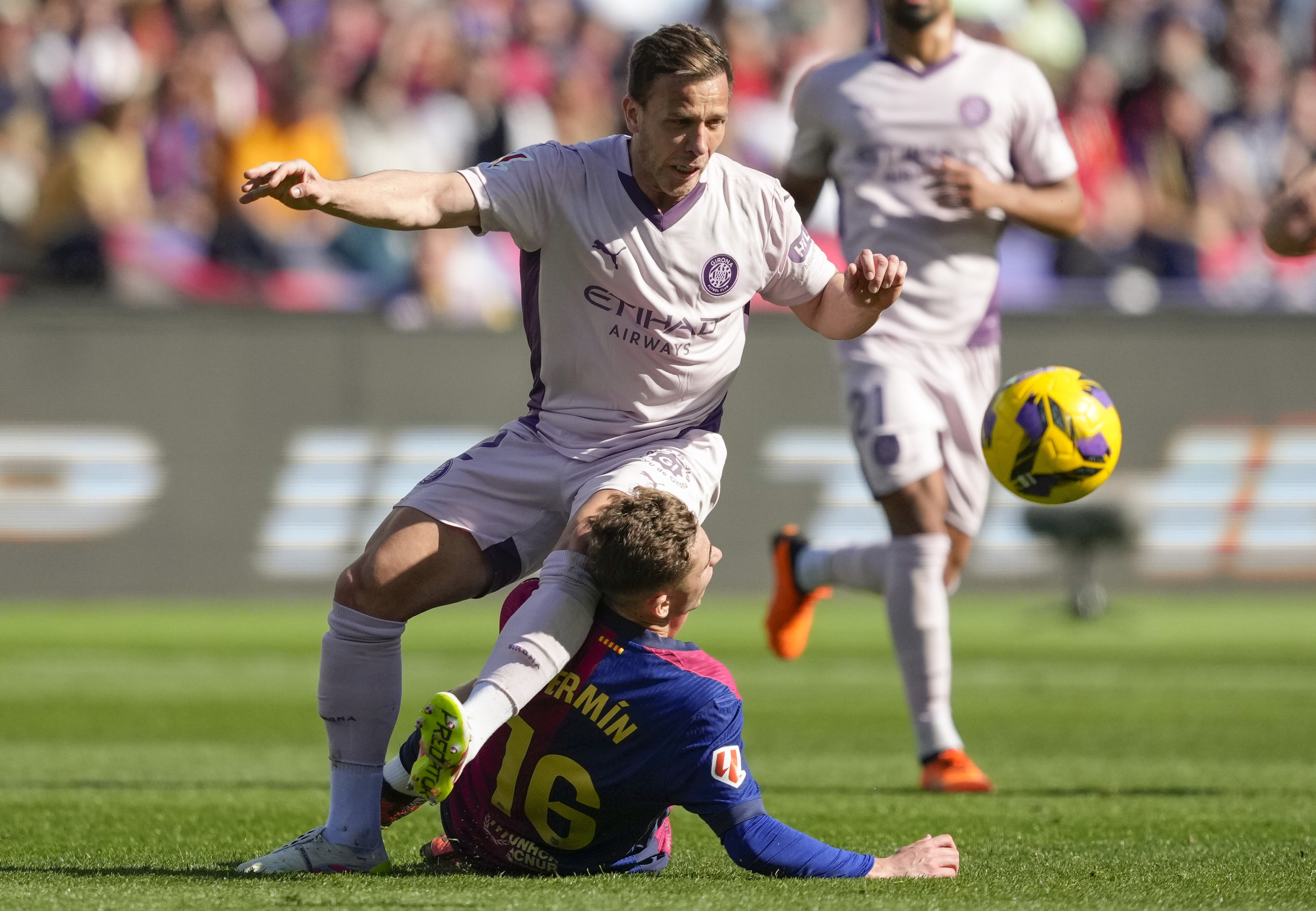 西甲精彩赛事回放,掀起足球狂潮 西甲精彩赛事回放,掀起足球狂潮