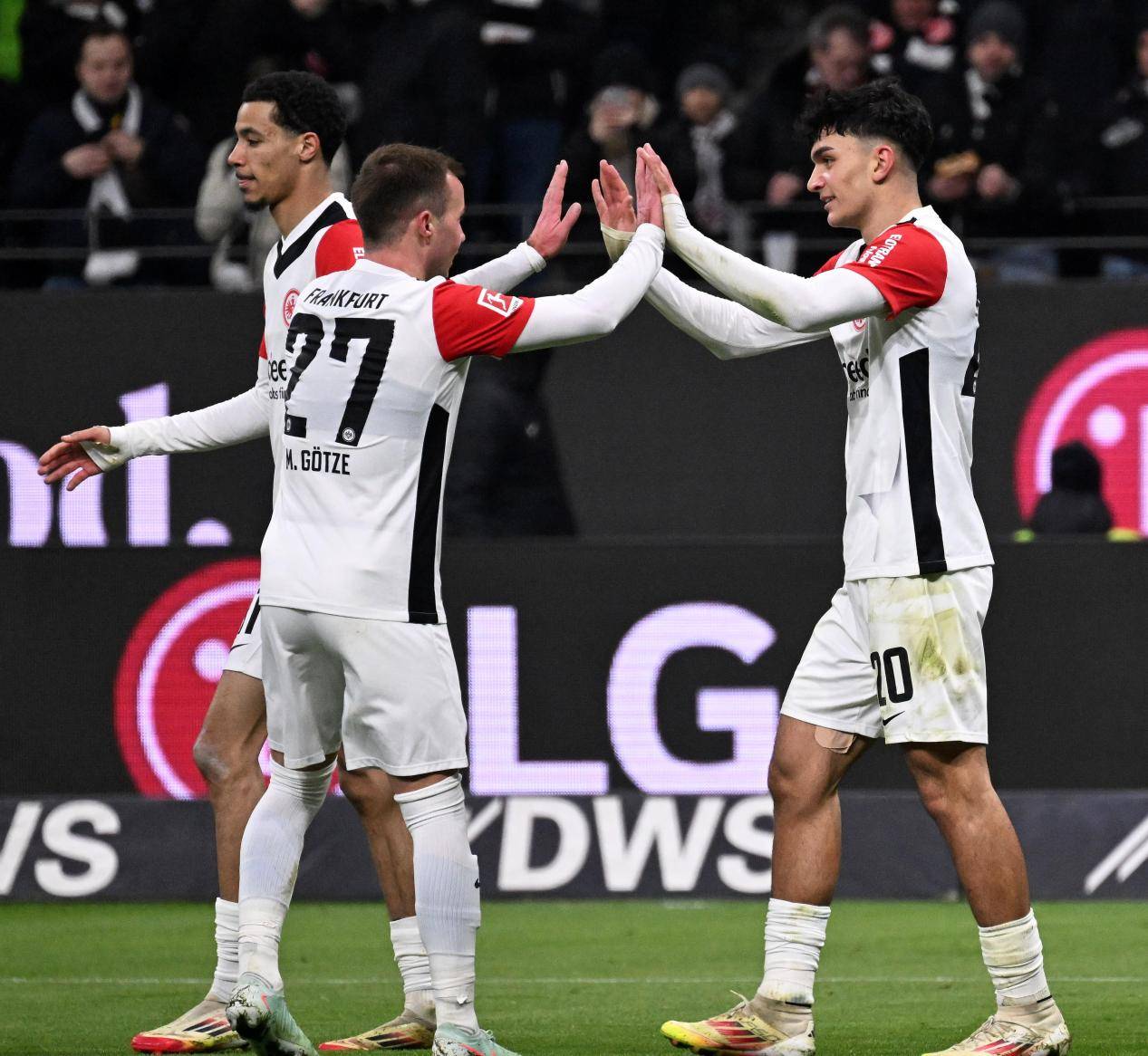 捷克国脚福肖尔斯基破门,霍芬海姆战胜法兰克福 捷克国脚福肖尔斯基破门,霍芬海姆战胜法兰克福