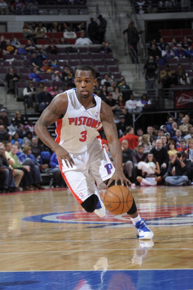 关于英格兰探哥斯达运球瑞士连胜的信息 关于英格兰探哥斯达运球瑞士连胜的信息