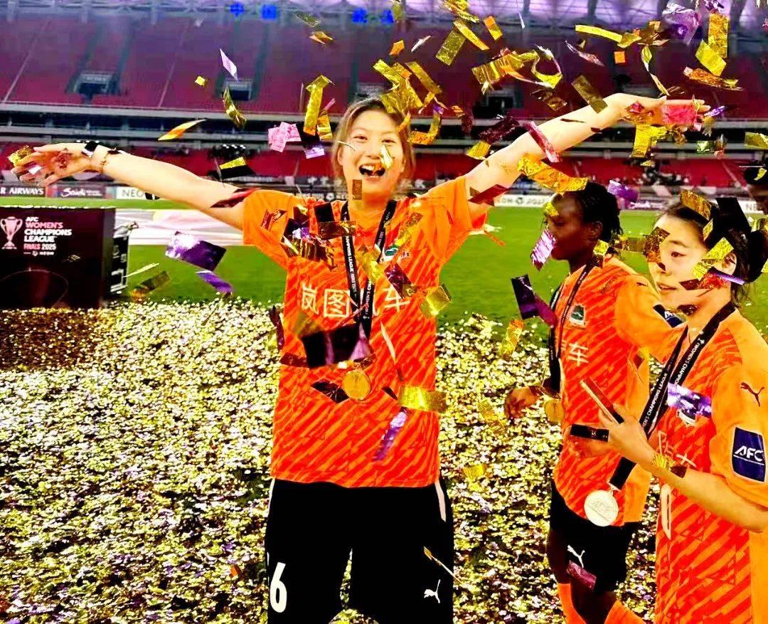 亚洲女足杯决赛打响,强队争夺冠军荣誉 亚洲女足杯决赛打响,强队争夺冠军荣誉