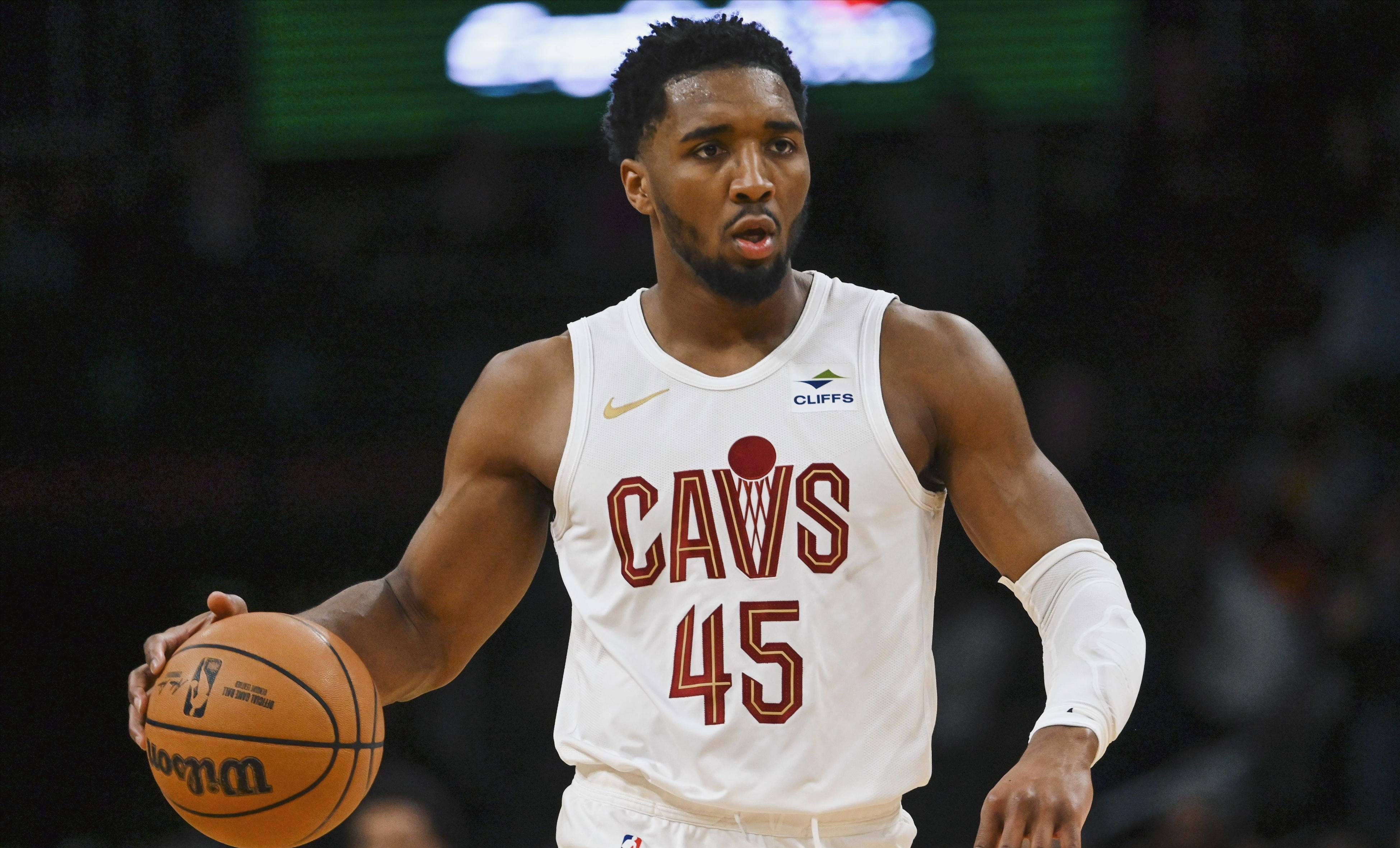 猛龙力克雷霆,连战不败领跑东部 猛龙力克雷霆,连战不败领跑东部