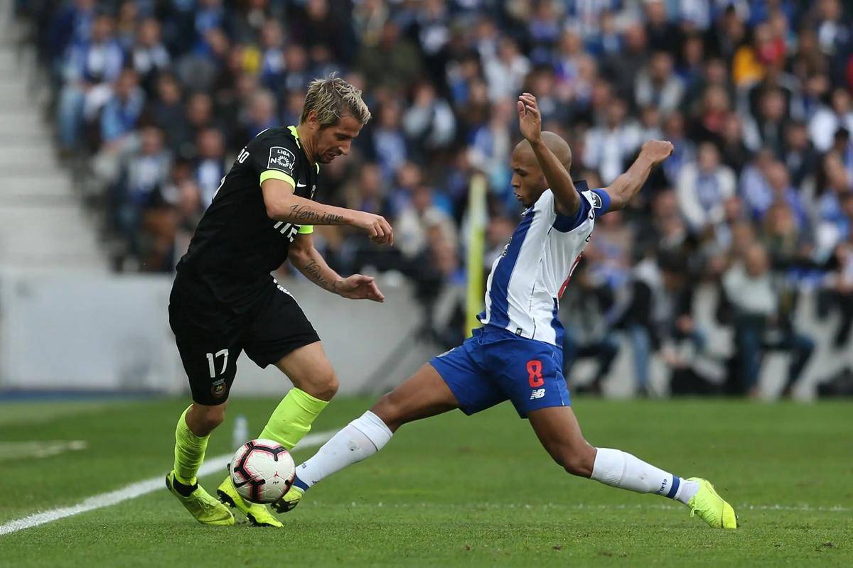 关于罗马城德比局势不明,双方实力均衡的信息 关于罗马城德比局势不明,双方实力均衡的信息