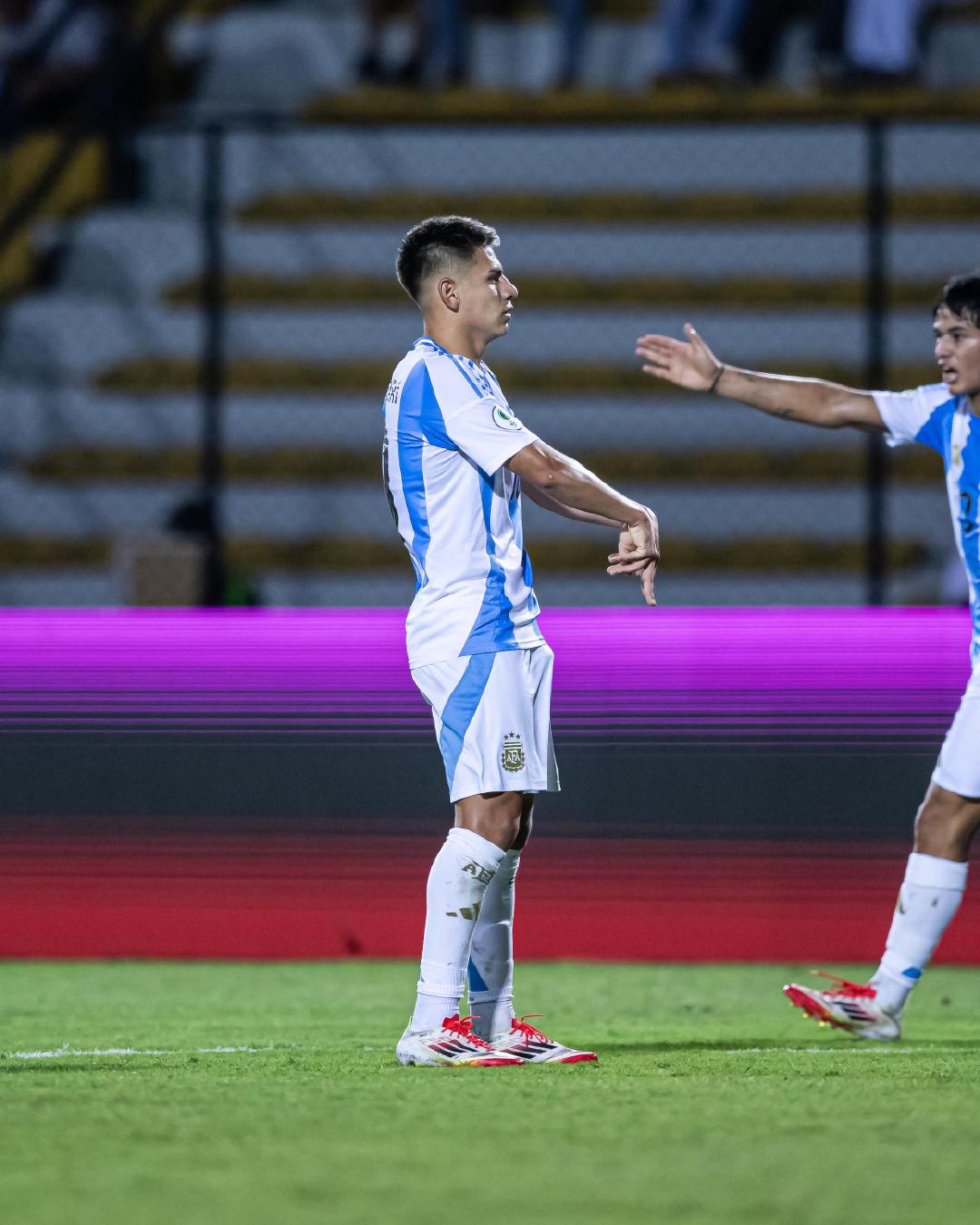 阿根廷成功晋级,挺进欧国联决赛 阿根廷成功晋级,挺进欧国联决赛