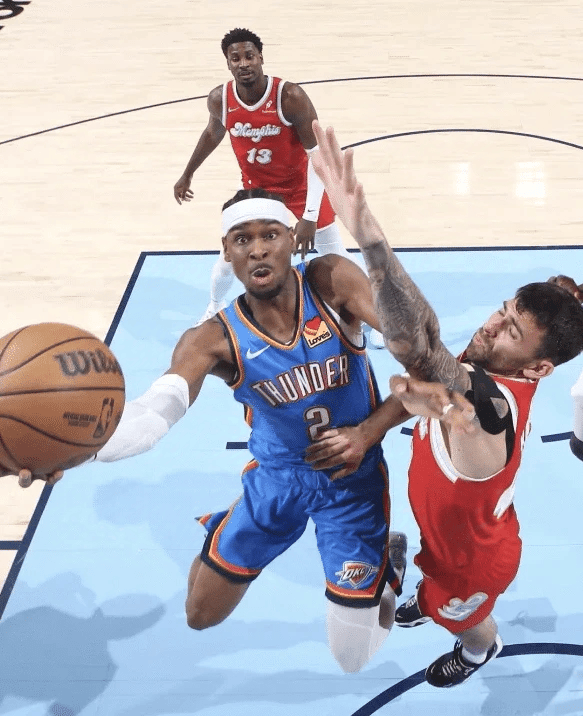 灰熊横扫雷霆,取得西区半决赛晋级 灰熊横扫雷霆,取得西区半决赛晋级