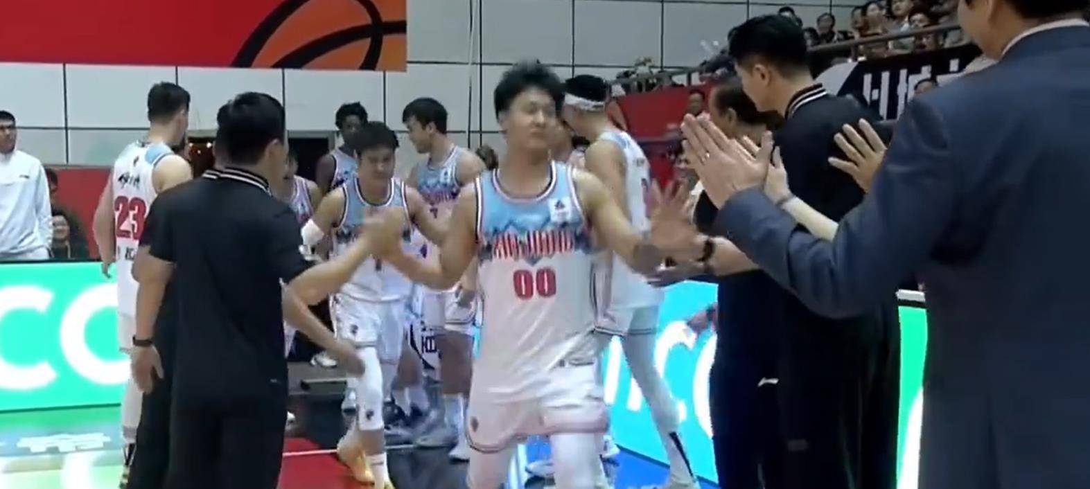 内蒙古队实力爆发,力压对手 内蒙古队实力爆发,力压对手