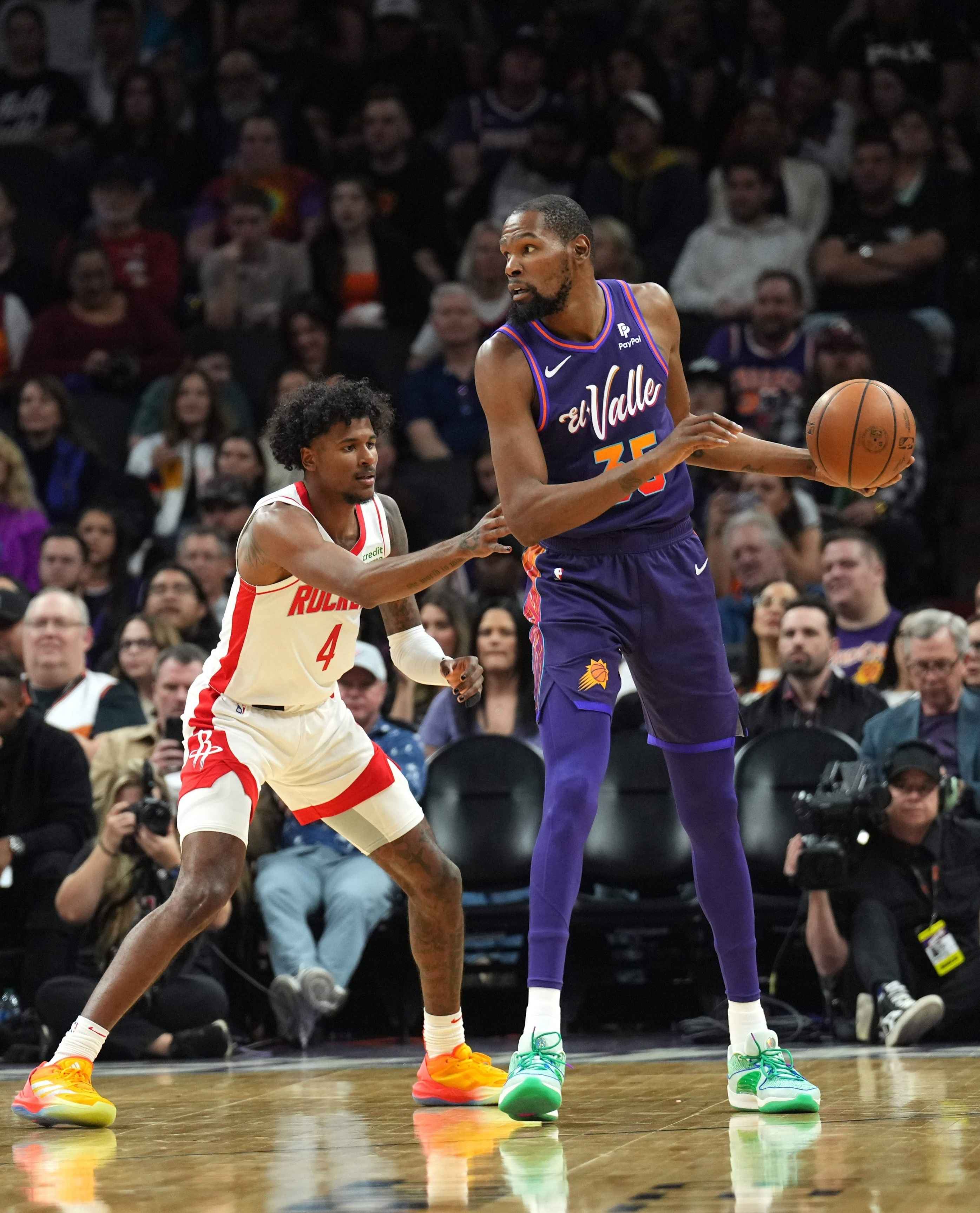 NBA球员表态支持继续进行季后赛 NBA球员表态支持继续进行季后赛