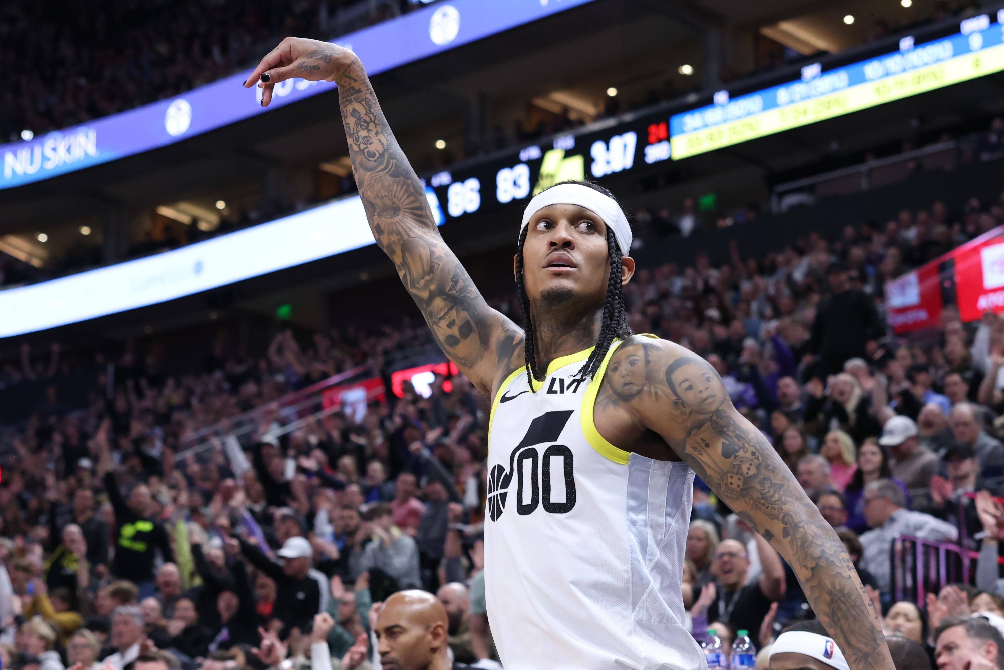 爵士再战季后赛,焦点激情战役即将在球场上上演 爵士再战季后赛,焦点激情战役即将在球场上上演