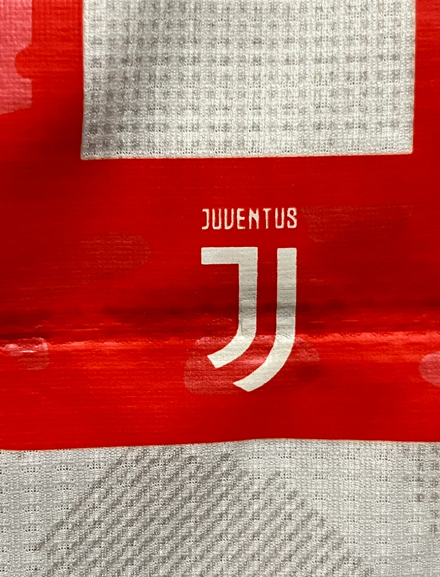 意大利尤文图斯继续扩大球衣赞助合作,品牌价值再升级 意大利尤文图斯继续扩大球衣赞助合作,品牌价值再升级