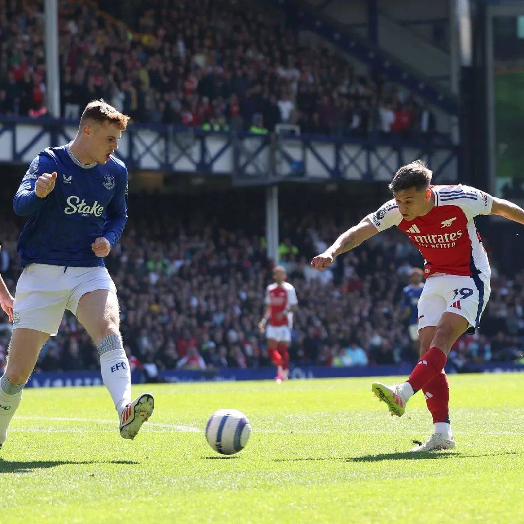 史密斯破门成功,埃弗顿主场告捷 史密斯破门成功,埃弗顿主场告捷