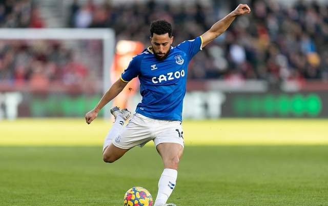 加的斯队员团结一心,力克劲敌 加的斯队员团结一心,力克劲敌