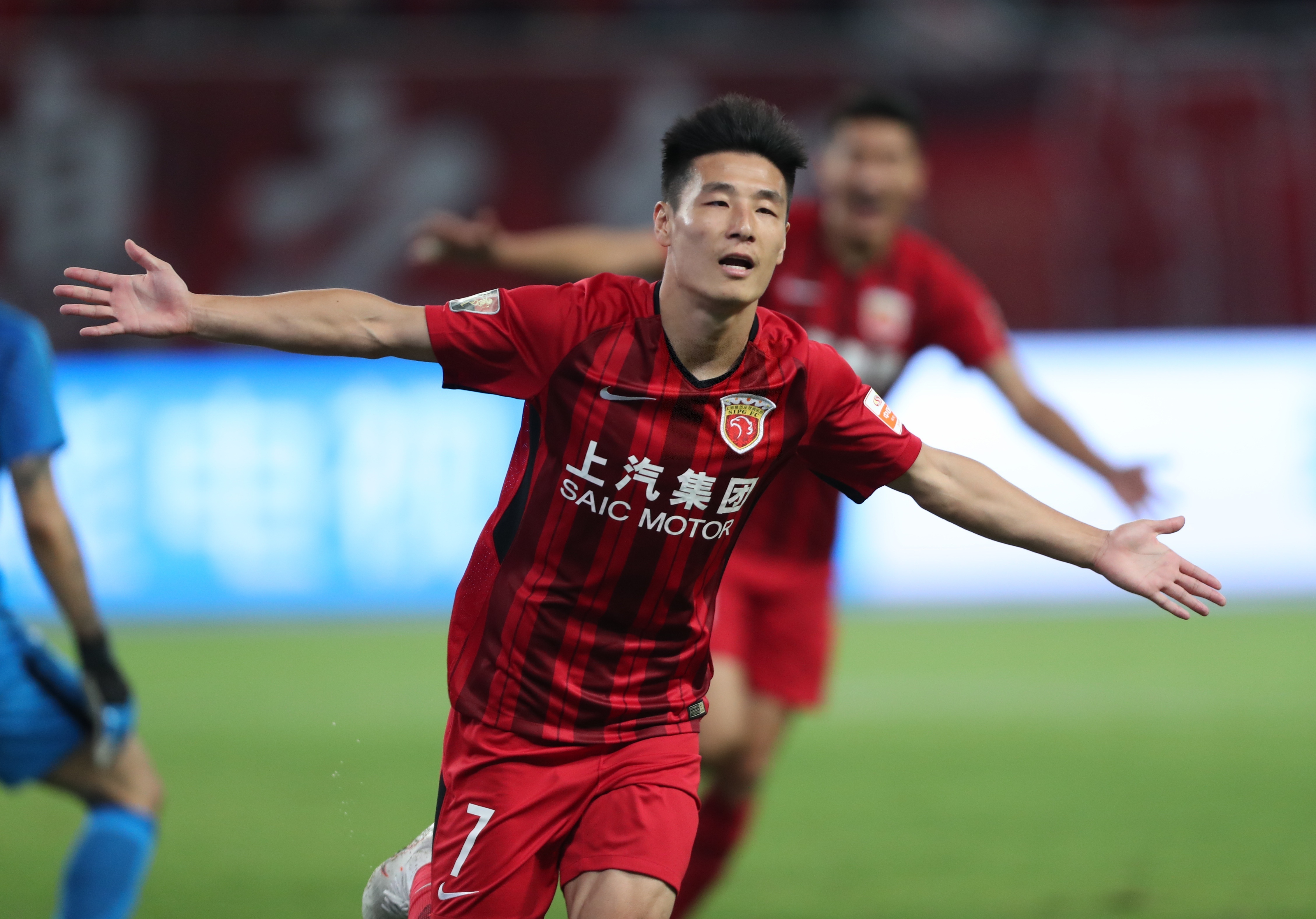 阿雅克肖宣布:马洛克10月回队 阿雅克肖宣布:马洛克10月回队