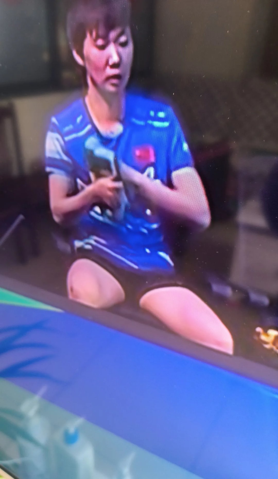 荷兰女足队员表现出色，轻松打进比赛半决赛的简单介绍