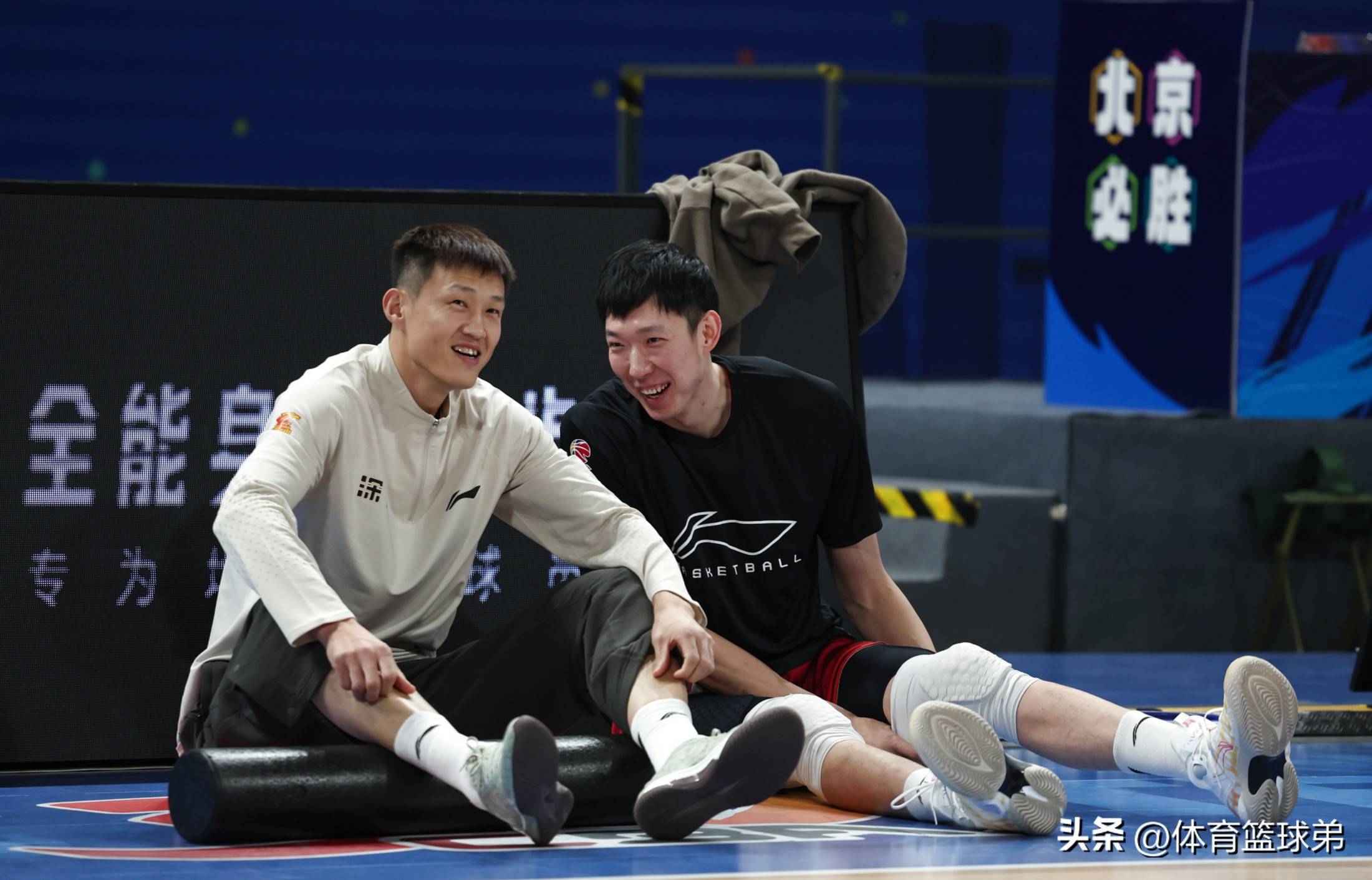 关于对手双主力伤退!球队面临关键时刻挑战的信息 关于对手双主力伤退!球队面临关键时刻挑战的信息