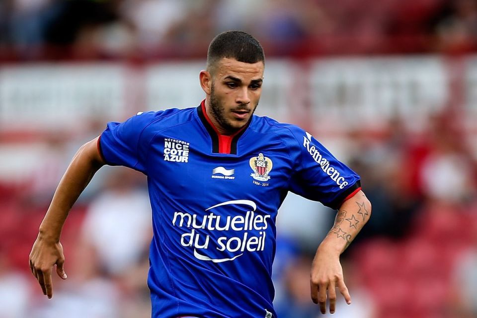 尼斯主场大胜兰斯,豪取三分 尼斯主场大胜兰斯,豪取三分