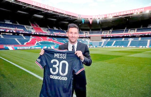 包含梅西接受巴黎圣日耳曼训练,球迷翘首期待的词条 包含梅西接受巴黎圣日耳曼训练,球迷翘首期待的词条