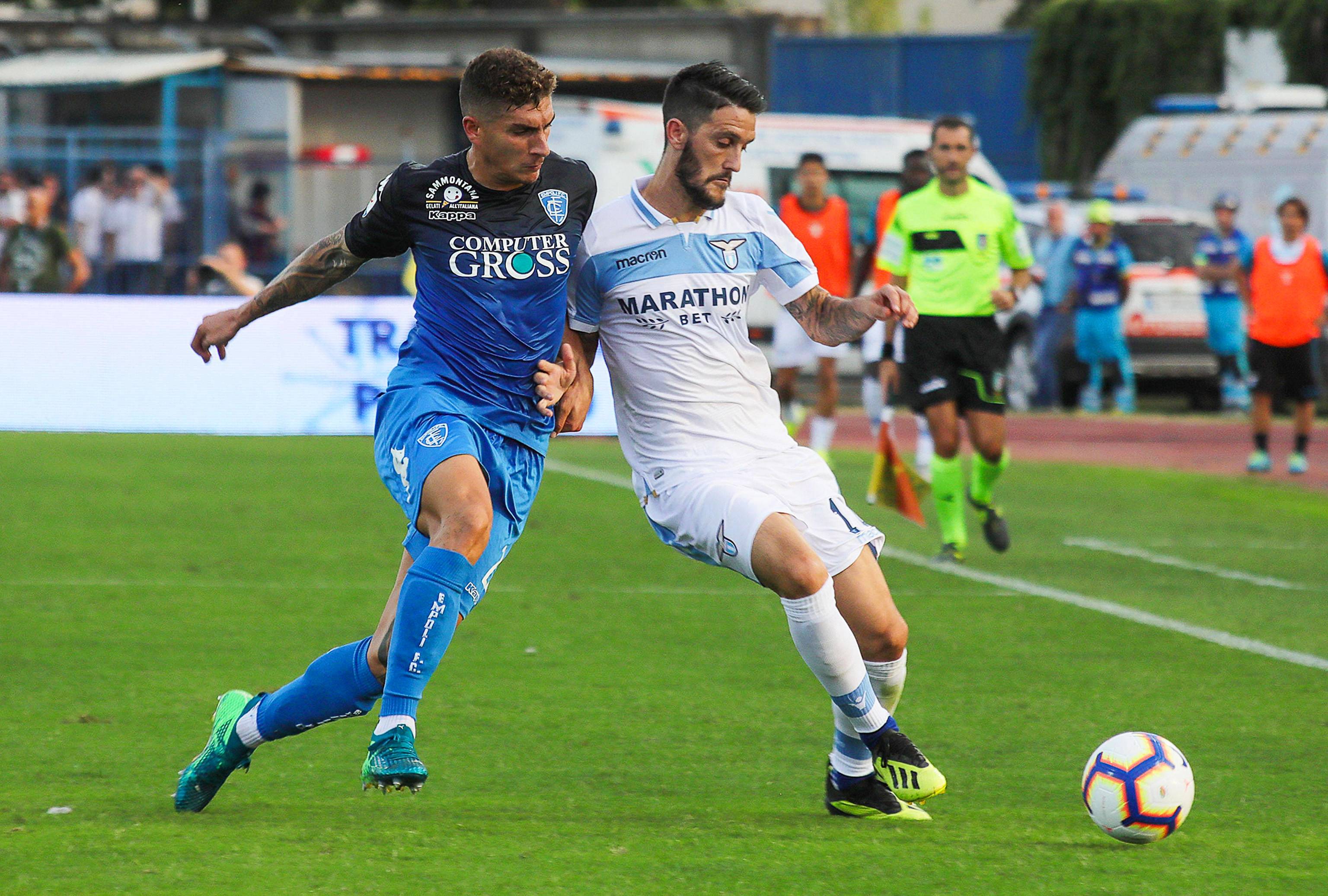 西班牙国家队备战比赛,意欲夺冠雪恩 西班牙国家队备战比赛,意欲夺冠雪恩