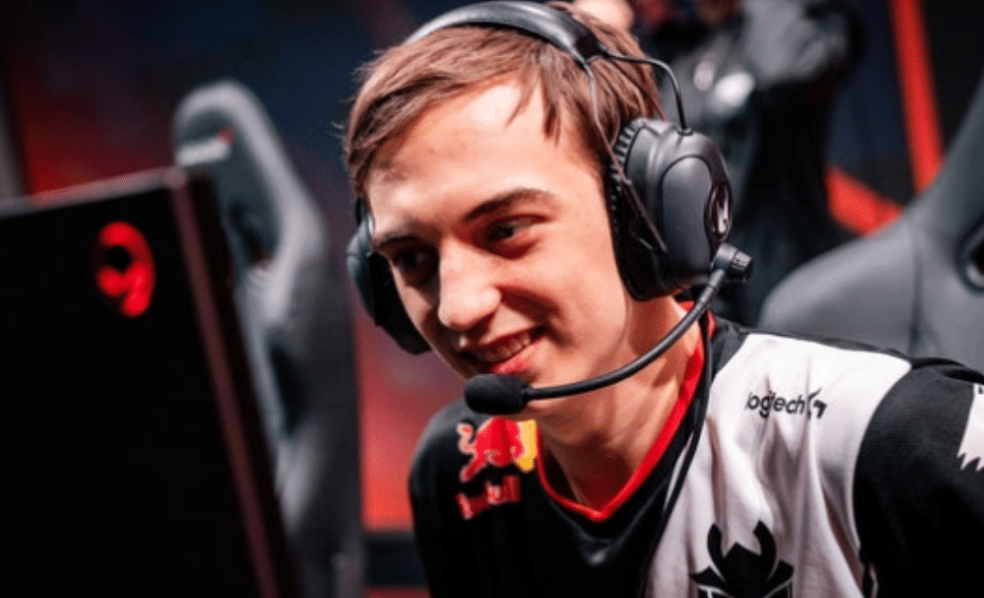 包含TL轻取SHR,Jankos开启传奇时刻强强对话小组赛,成为赛场最大亮点的词条 包含TL轻取SHR,Jankos开启传奇时刻强强对话小组赛,成为赛场最大亮点的词条