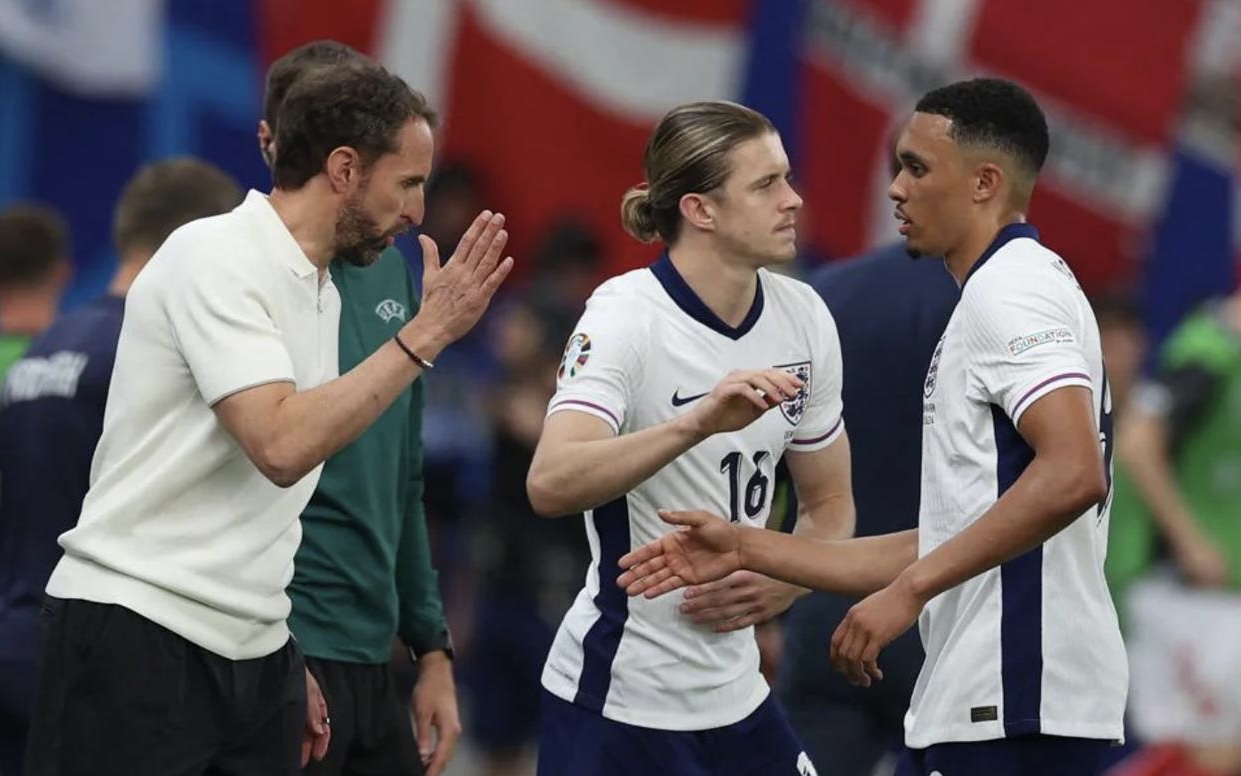 英格兰队大胜德国，晋级欧洲杯十六强