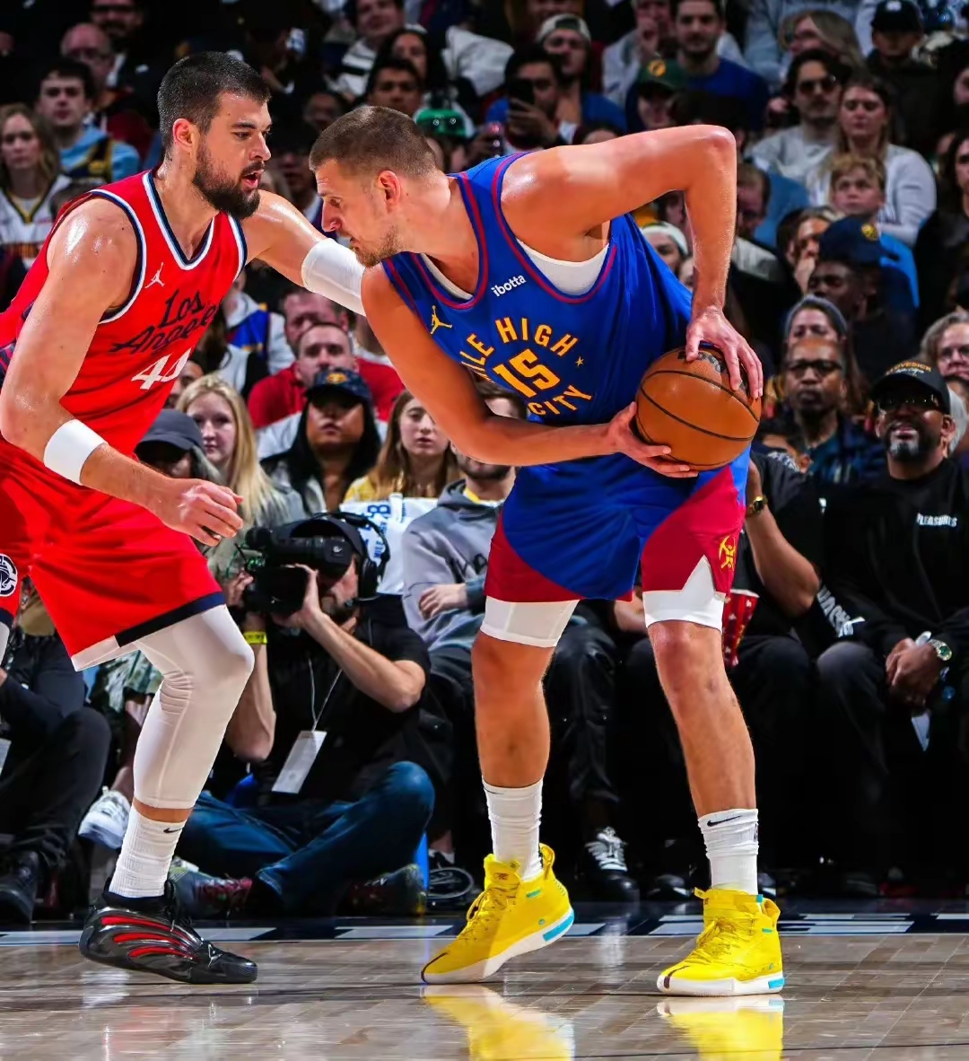 关于火箭双加时险胜掘金,东部决赛再现巅峰对决的信息 关于火箭双加时险胜掘金,东部决赛再现巅峰对决的信息