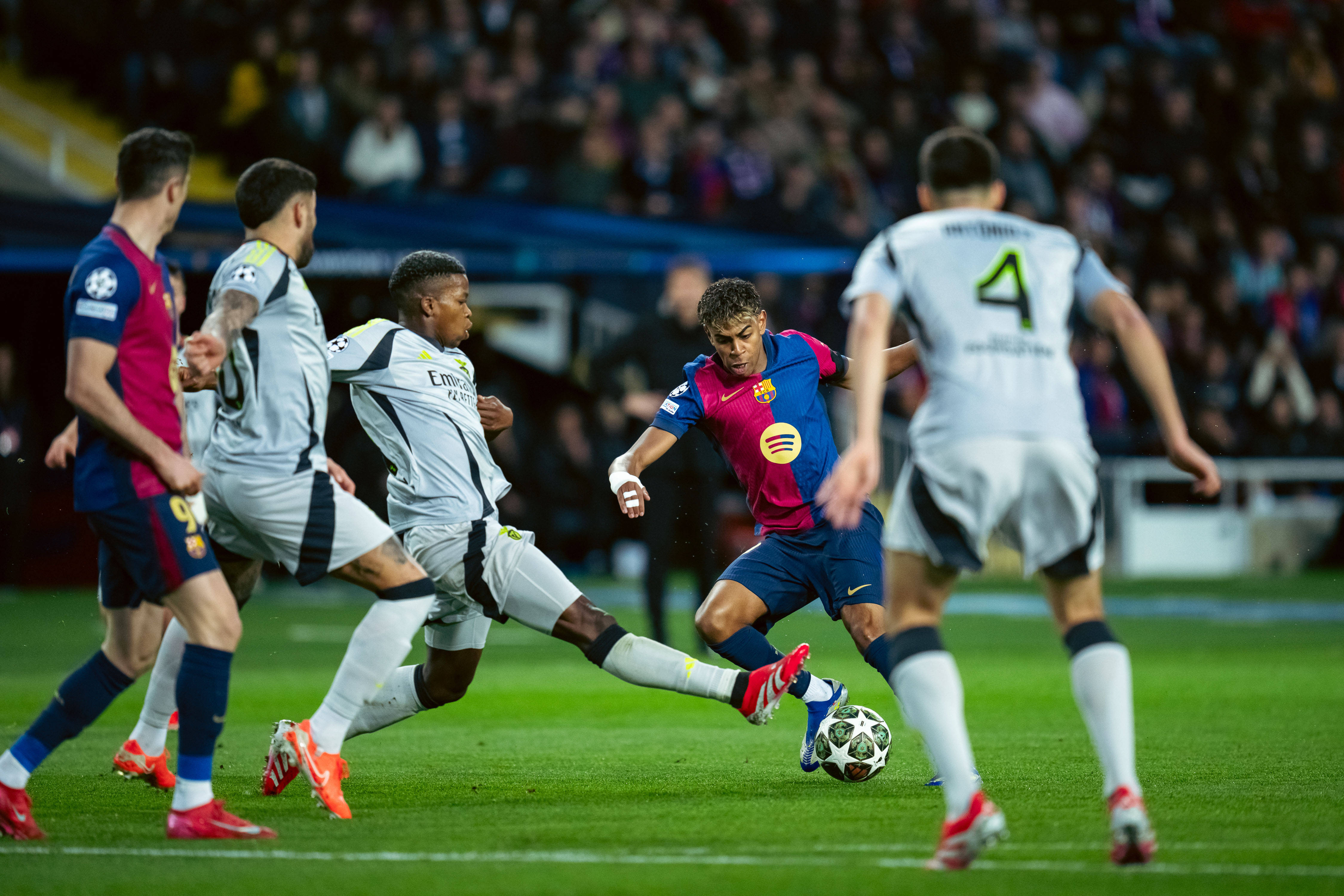 巴萨稳操胜券,经典大战赢得取胜 巴萨稳操胜券,经典大战赢得取胜