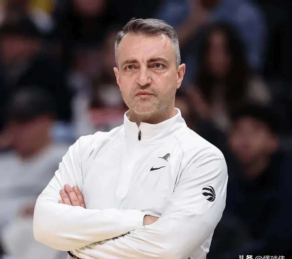 球员伤愈复出，主教练赞誉重回状态