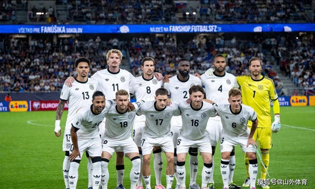 德国足坛新星崛起,成就夺冠路上的新英雄 德国足坛新星崛起,成就夺冠路上的新英雄