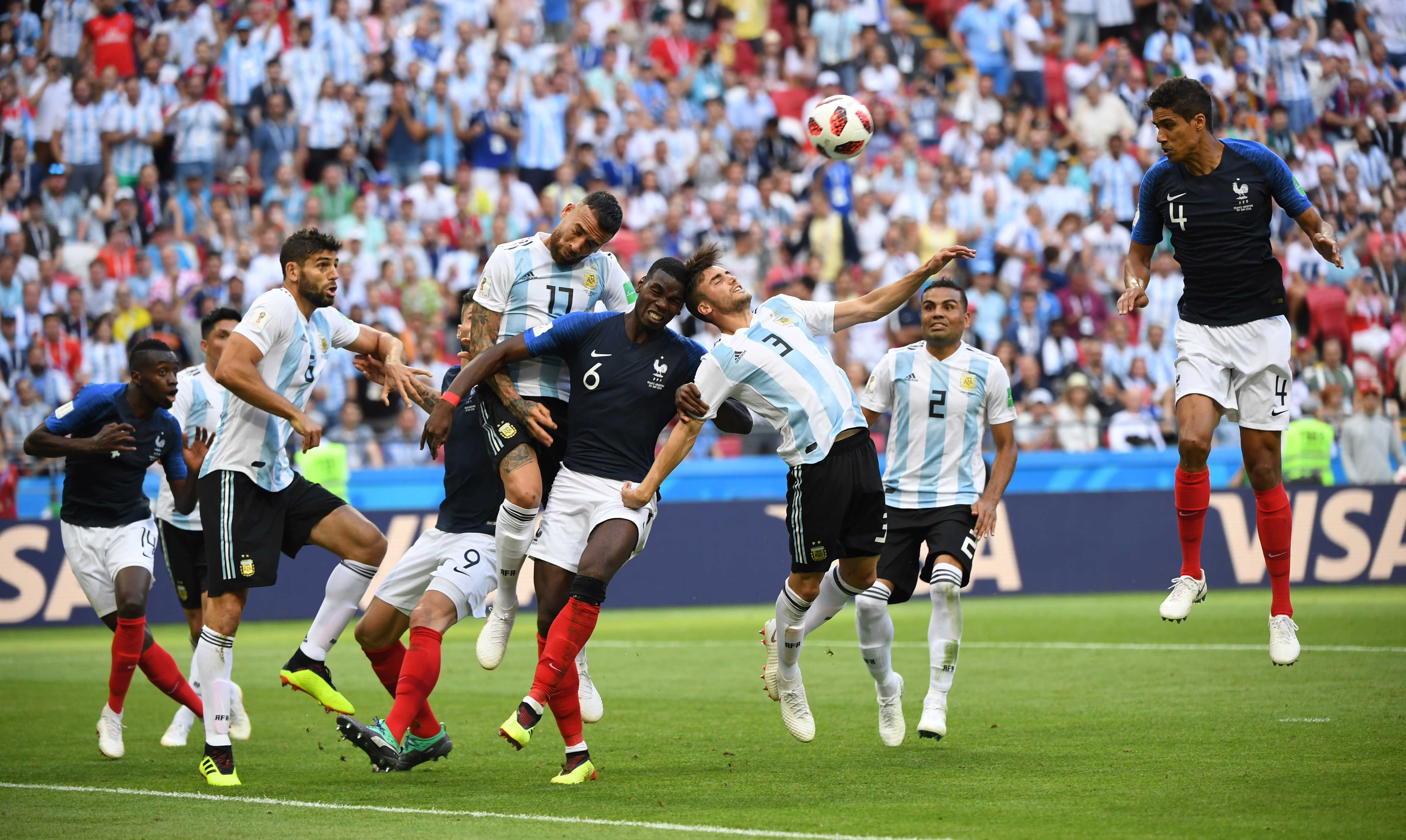 包含法国足球队在国际比赛中取得巨大进步的词条 包含法国足球队在国际比赛中取得巨大进步的词条