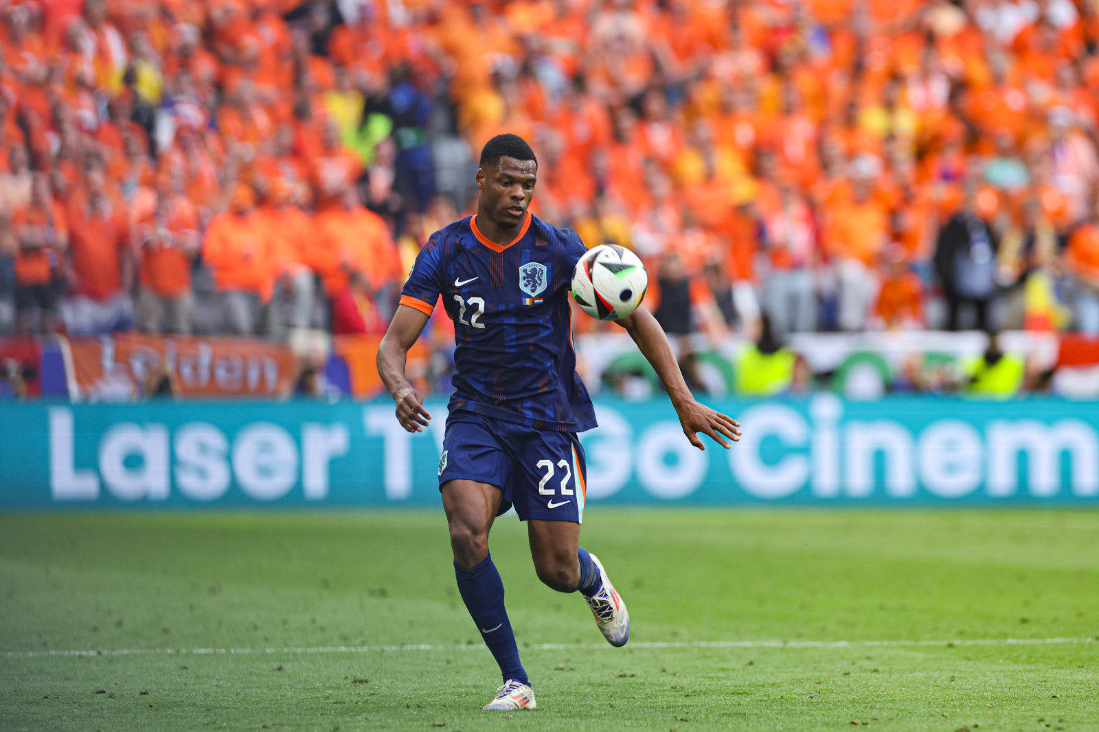 欧洲杯:乌克兰队创造历史进入八强 欧洲杯:乌克兰队创造历史进入八强