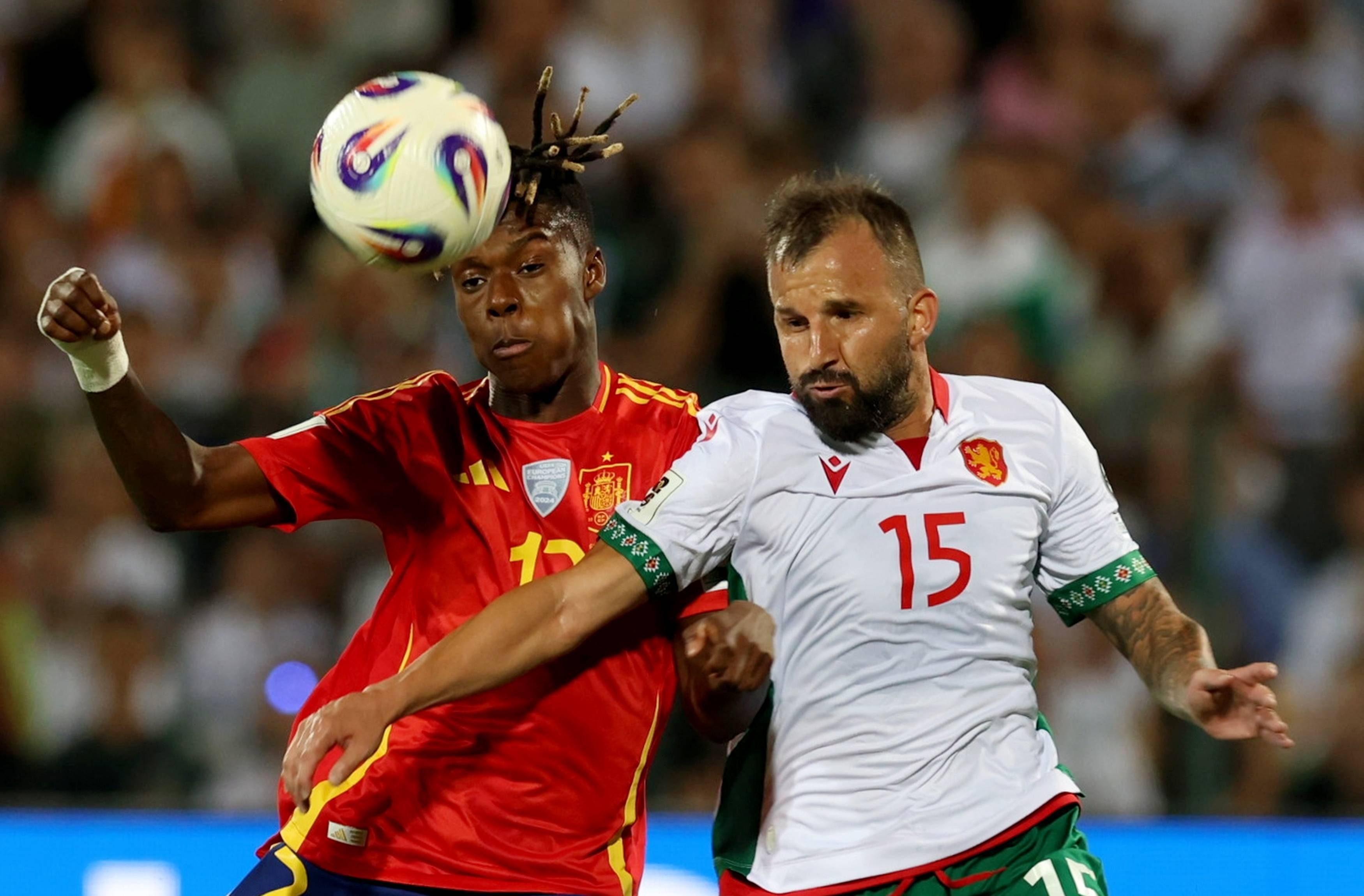 包含里昂完胜阿根廷,奥亚尔萨瓦尔刷新纪录的词条 包含里昂完胜阿根廷,奥亚尔萨瓦尔刷新纪录的词条