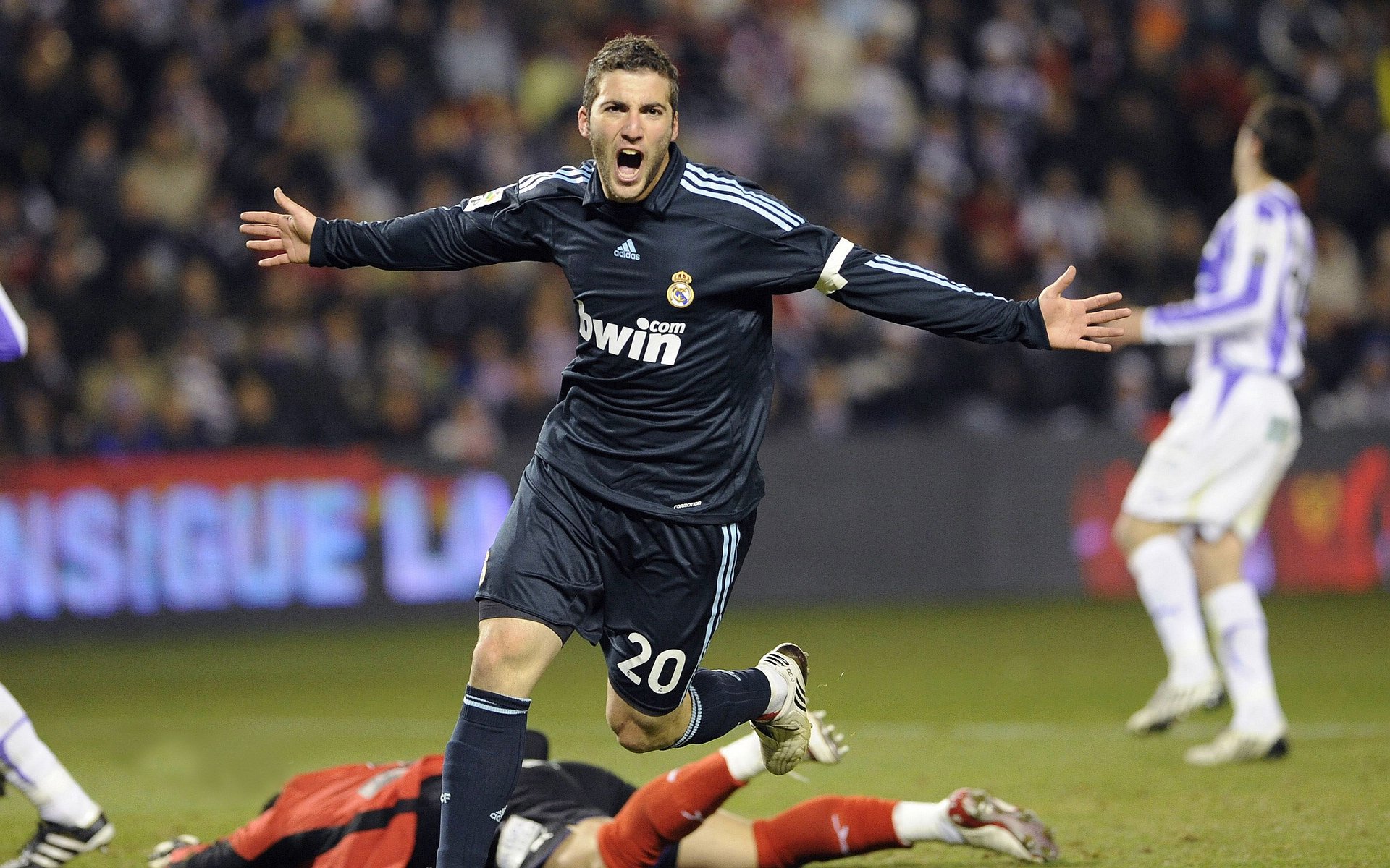 开云体育APP下载-个人与体系的交响诗，当坎特的无解映照瑞典的爆冷