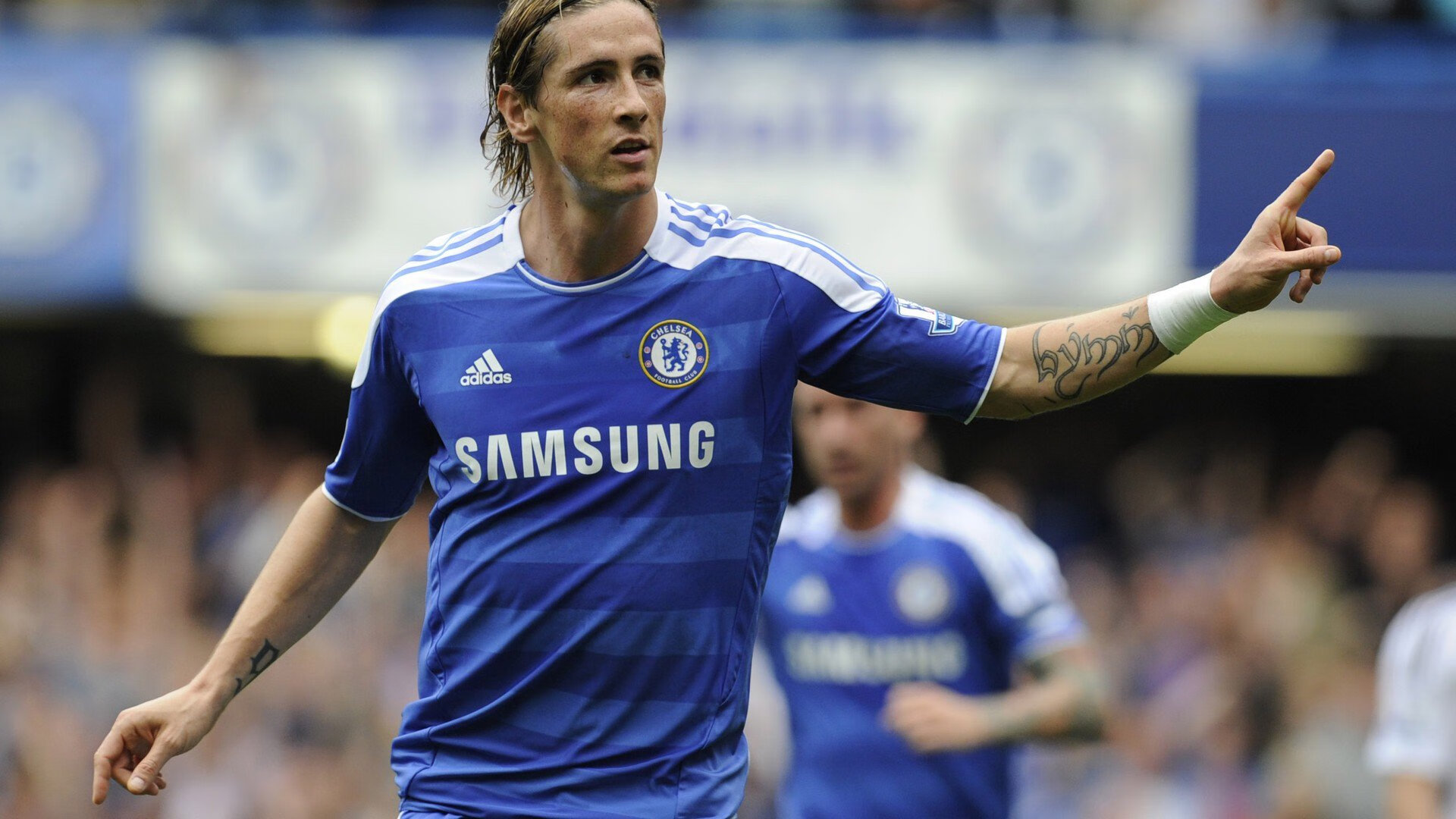 从罗兰·加洛斯的阴影到全英俱乐部的光辉,辛纳的涅槃与崛起